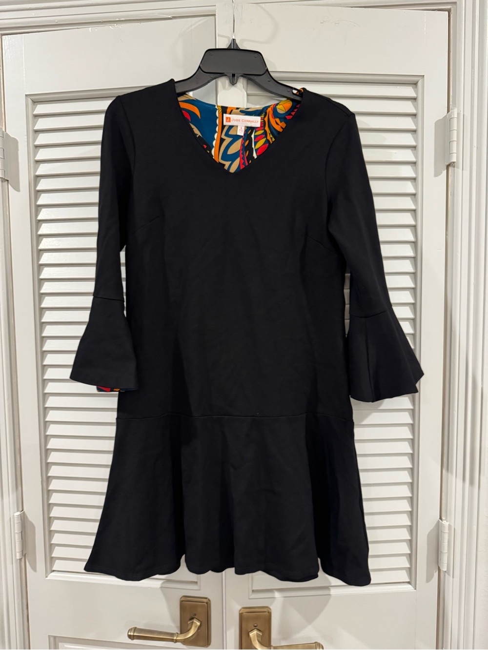 Jude Connally Black Bell-Sleeve V-Neck Dress